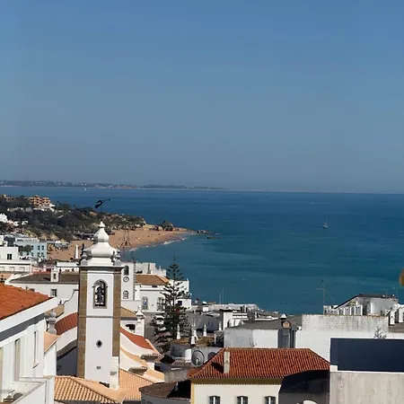 Albufeira Sea View Beach & Old Town Walk *