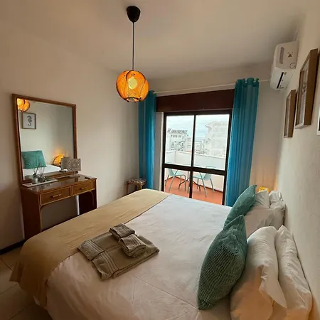 Sea View & Old Town Walk * Albufeira