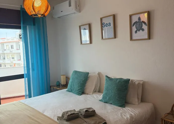 Albufeira Sea View Beach & Old Town Walk Appartamento