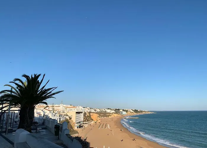 Albufeira Sea View Beach & Old Town Walk *