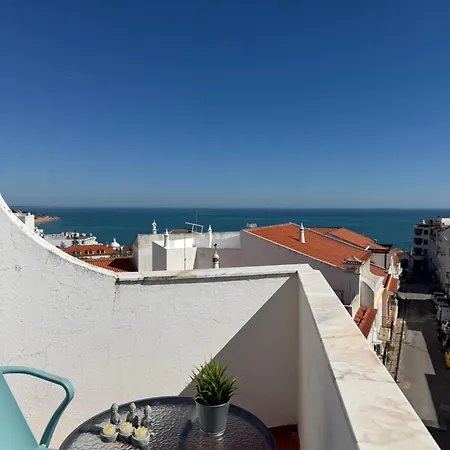 Sea View & Old Town Walk Daire Albufeira